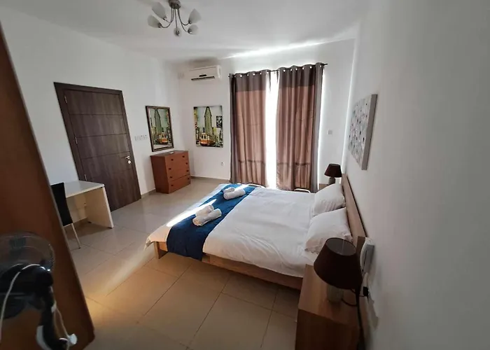 St Julians 3 Minutes Walk From Promenade 3 Bedroom 슬리에마