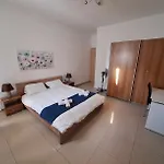 דירה St Julians 3 Minutes Walk From Promenade 3 Bedroom סליאמה