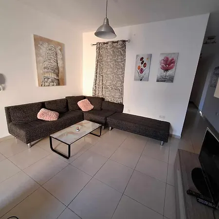 St Julians 3 Minutes Walk From Promenade 3 Bedroom